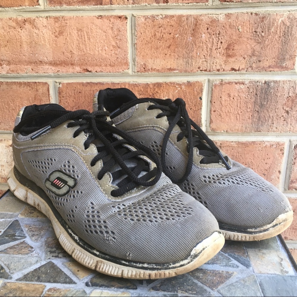 Sketchers Memory Foam Sneakers